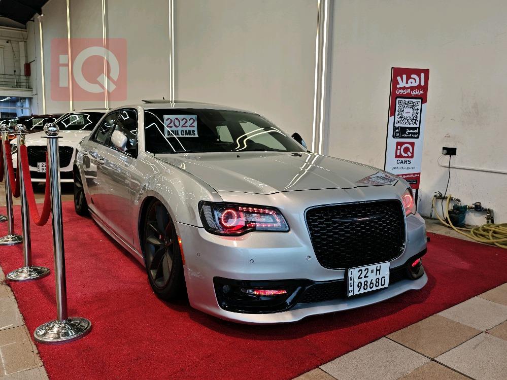 کرایسلەر 300